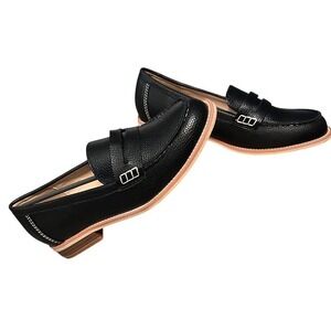 HEEZ Womens Black Pebbled Leather Loafers Classic Buckle Detail Low Heel Size 6